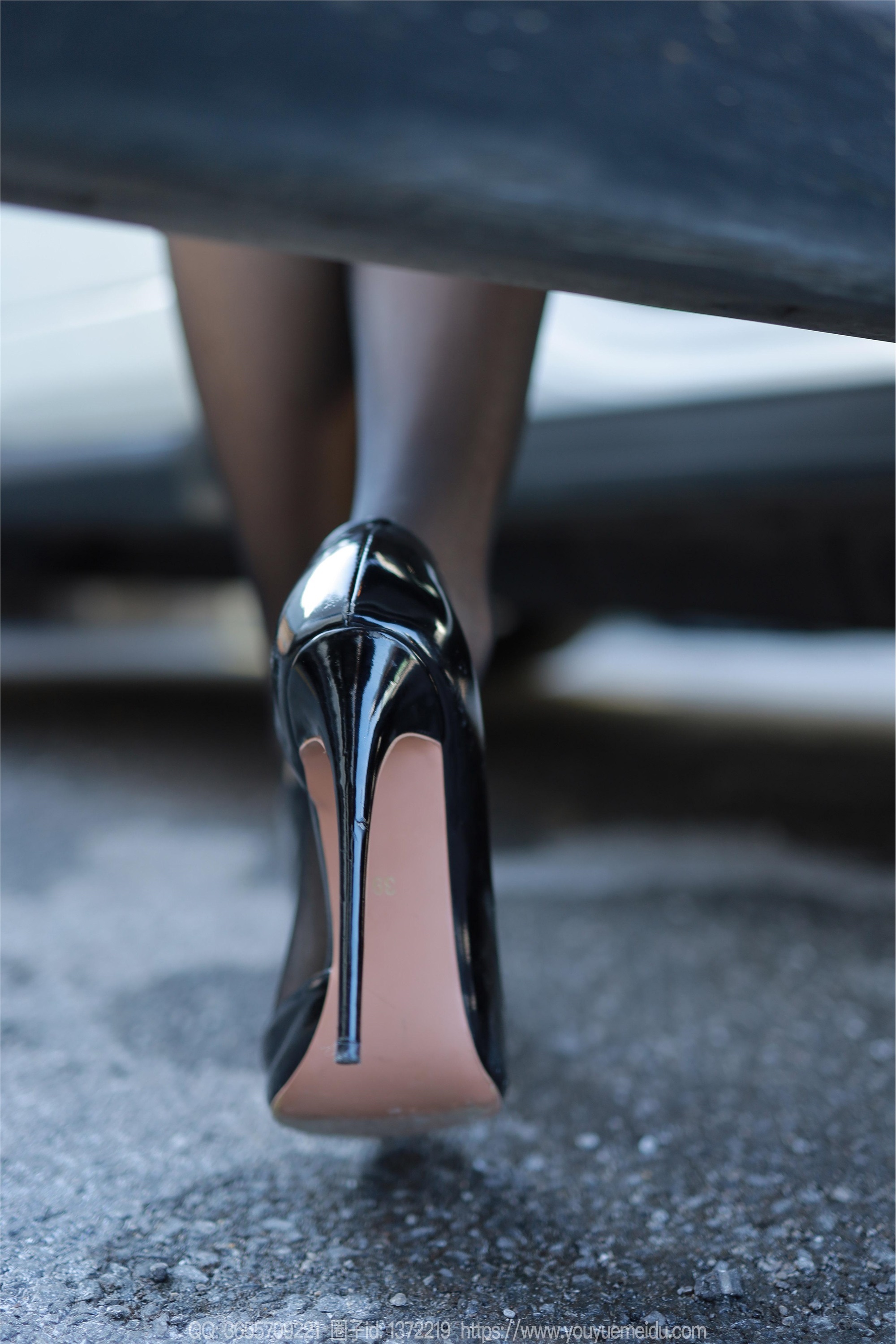 IESS异思趣向  2023.12.21 丝享家 1617 小宝《有事车上说》